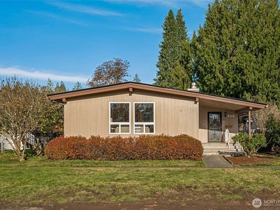 605 Louviers Avenue, Dupont, WA, 98327