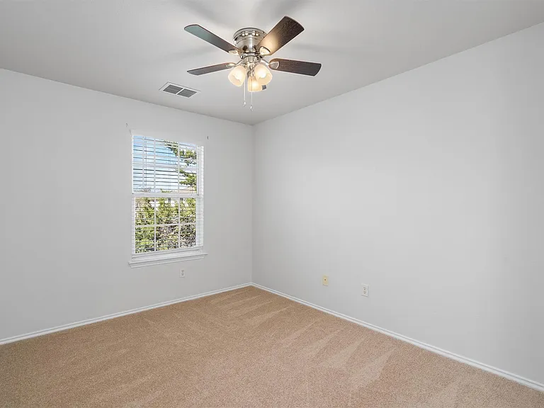 2516 Socorro Bnd — Photo 20