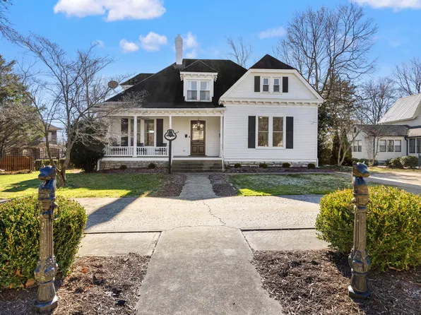 334 E Lexington Ave, Danville, KY 40422