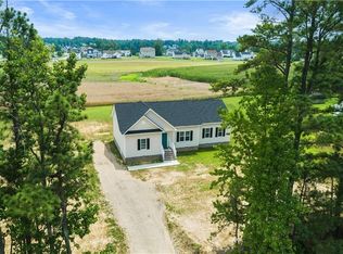 22501 Oakley Dr, North Dinwiddie, VA 23803