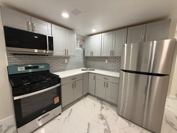 1937 Briggs St #1B, Bellmore, NY 11710