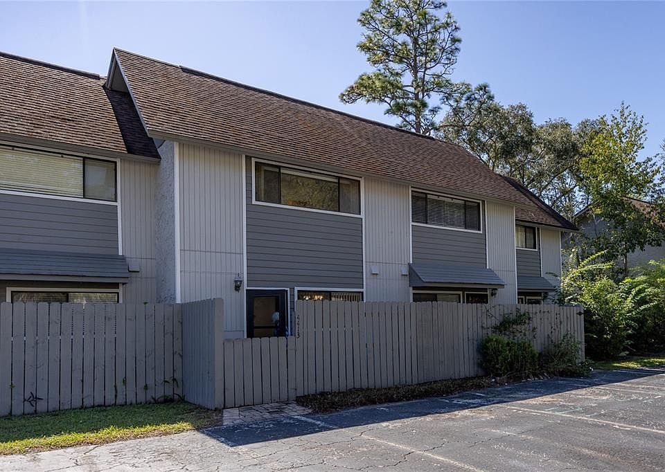 1st image of 4413 NW 41st Pl