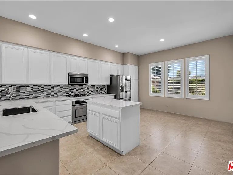 40808 Eastwood Ln — Photo 14