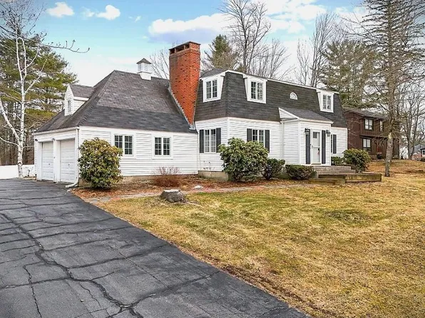 9 Smiley Avenue, Winslow, ME 04901