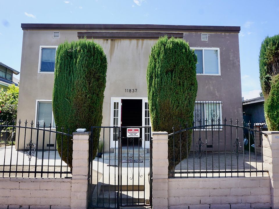 1st image of 11837 Berendo Ave APT 2