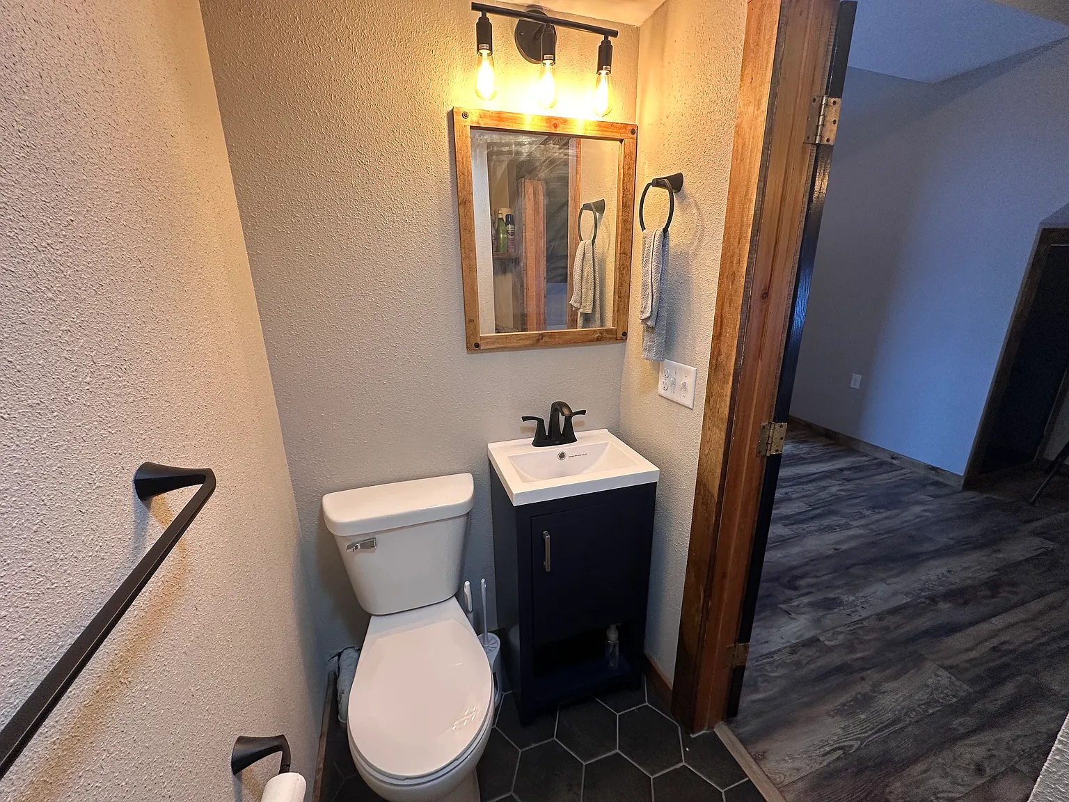 Studio, 300 sqft, $1,195 — Photo 4