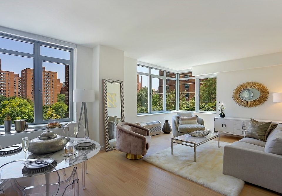 1st image of 180 Myrtle Ave #3N