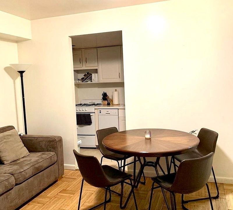 1st image of 210 E 47th St #6J1