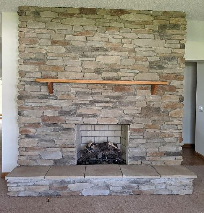 1st image of 810 Cherry Hill Dr