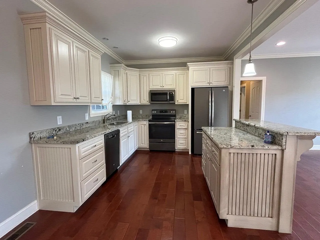 47 Hummingbird Lane — Photo 4