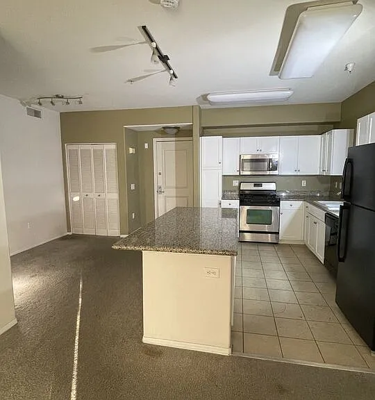 100 S Alameda St #366 — Photo 13