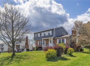 135 Rizzi Dr, Irwin, PA 15642