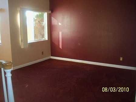 3rd image of 1217 Taft Cir