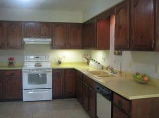 274 Summit St, Wadsworth, OH 44281