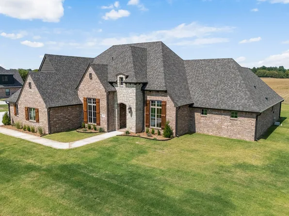 2483 E Cross Creek Dr, Oologah, OK 74053