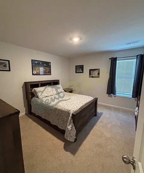 2nd bedroom (upstairs)