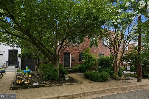 2940 Sycamore St Photo 1
