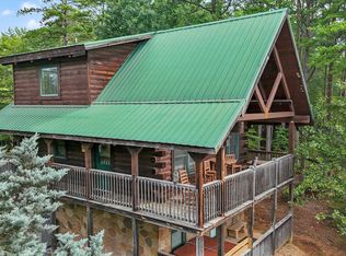 2622 Raccoon Hollow Way, Sevierville, TN 37862