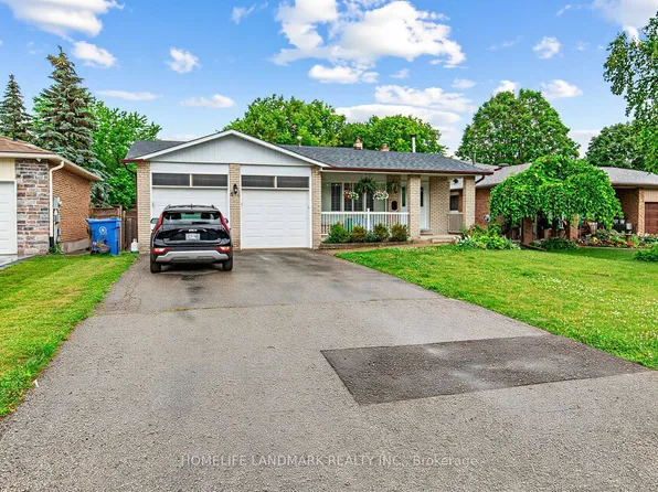 874 Sparrow Rd, Newmarket, ON L3Y 5P9