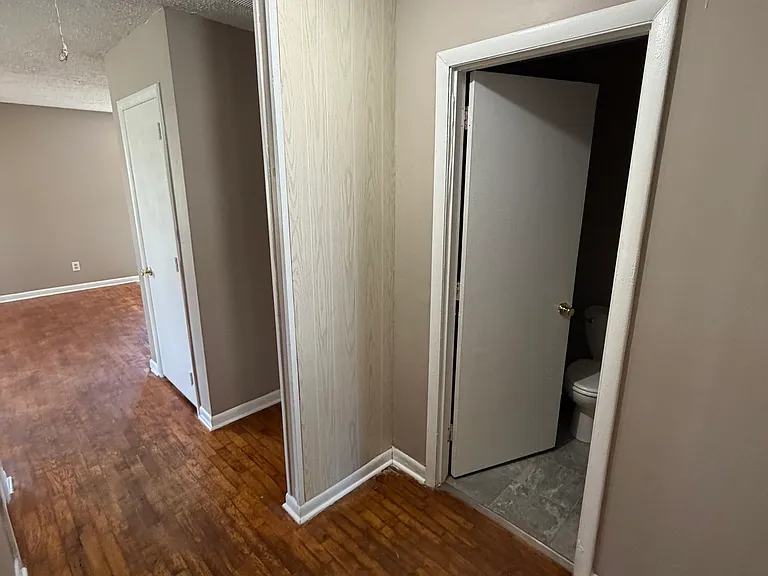 109 Paulette Ct — Photo 7