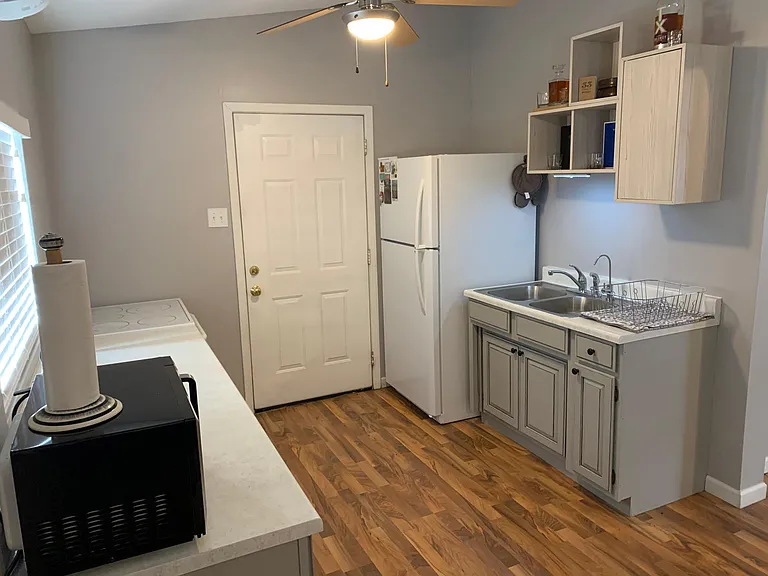 1433 E Edgemont Ave #2 — Photo 13