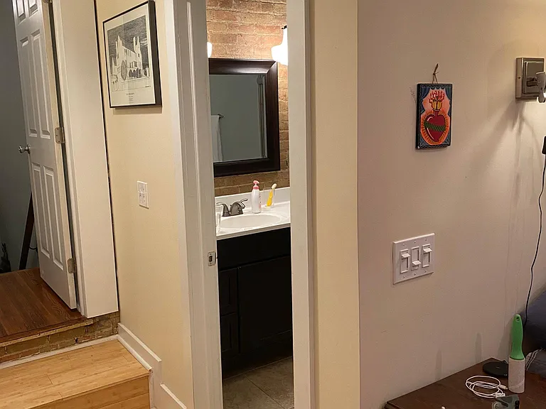 135 E Walnut St — Photo 19