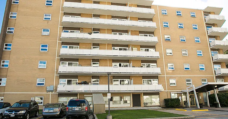 32 Carluke Cres — Photo 11