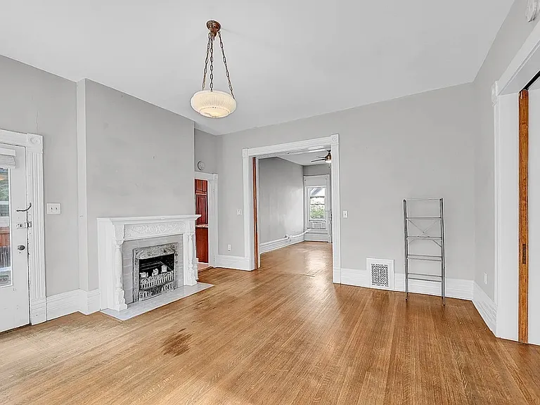 2125 E 13th Ave — Photo 22