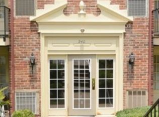 940 Margarite Dr APT E, Pittsburgh, PA 15216