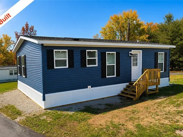 8323 Eagle Rd #33, Willoughby, OH 44094