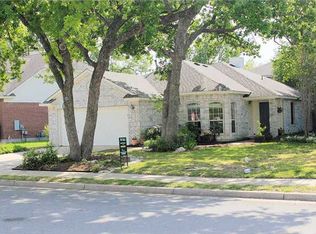 2211 Clover Ridge Dr, Cedar Park, TX 78613