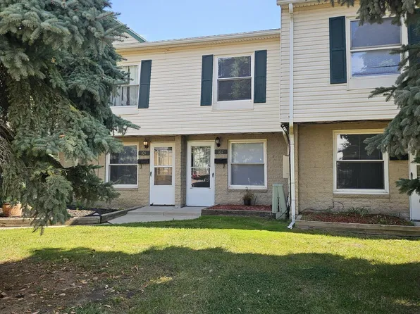 107 Floral Ave, Mount Clemens, MI 48043