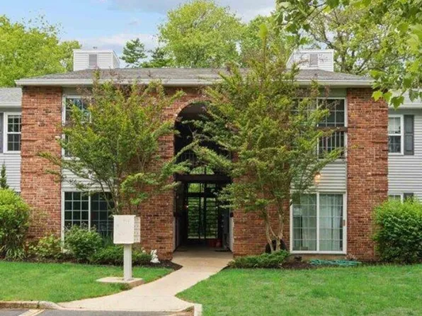 5-6 Atlanta Ct, Freehold, NJ 07728