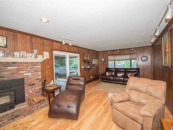 5th image of 3 Country Squire Ct #C
