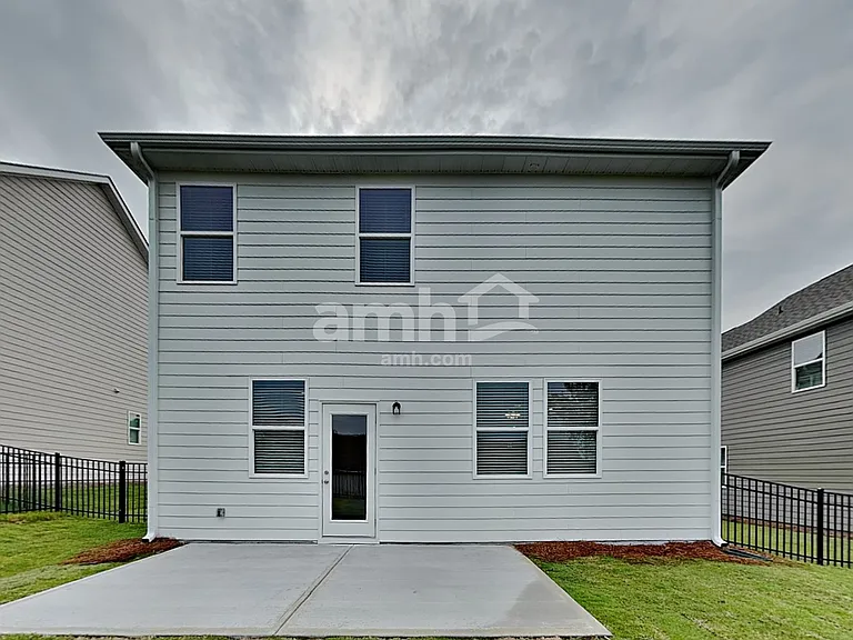 1036 Highland Walk — Photo 34