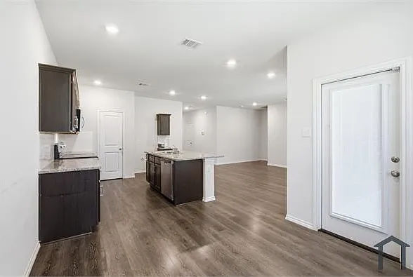 1328 Broaddus Rd — Photo 16
