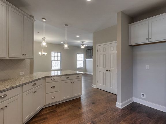 4th image of 1652 Foston Ln Lot 197