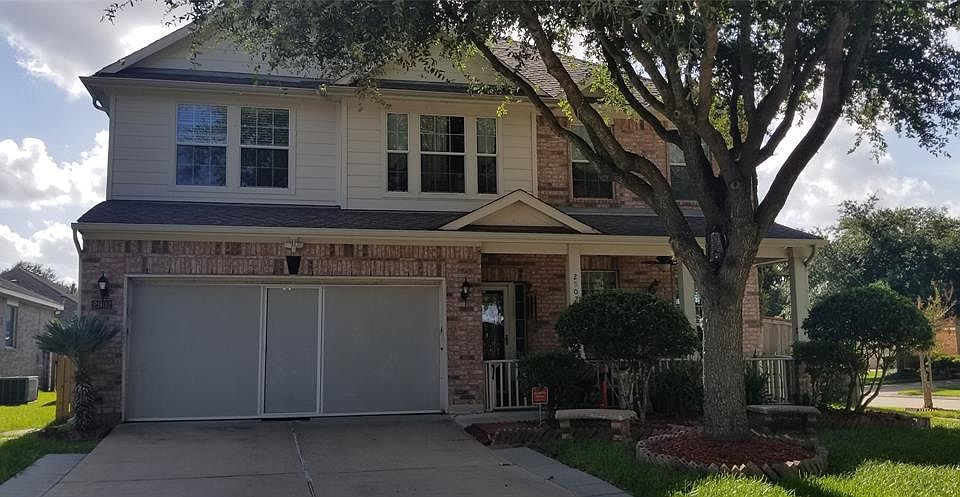 1st image of 2902 Ashbrook Ln