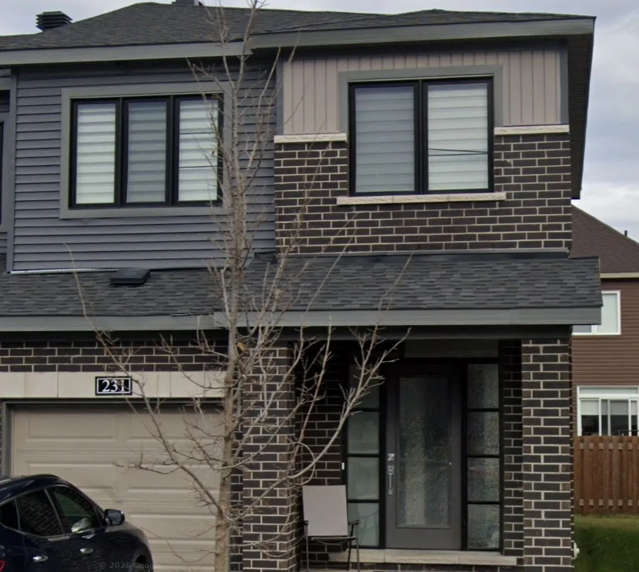 4 bed, $2,900 — Photo 1