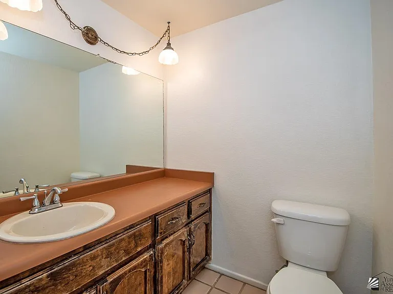 833 S Avenue A #32 — Photo 9