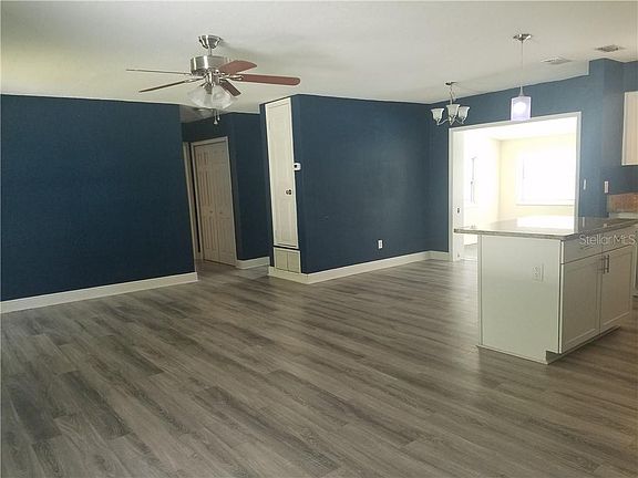 2nd image of 1411 E Lombardy Dr