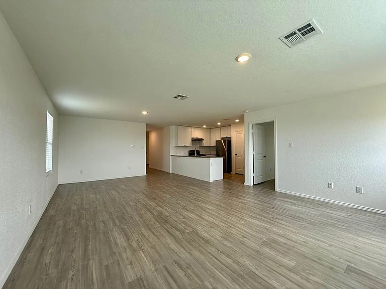 5506 Basil Chase Chase — Photo 4