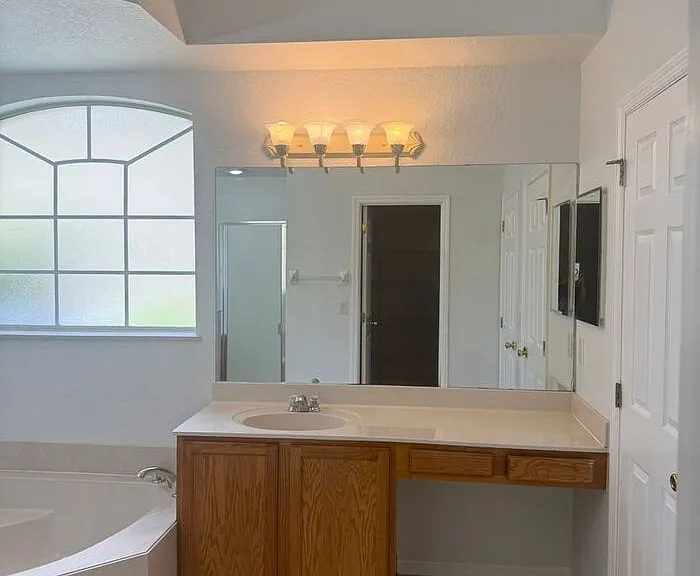 218 N Hampton Dr — Photo 38
