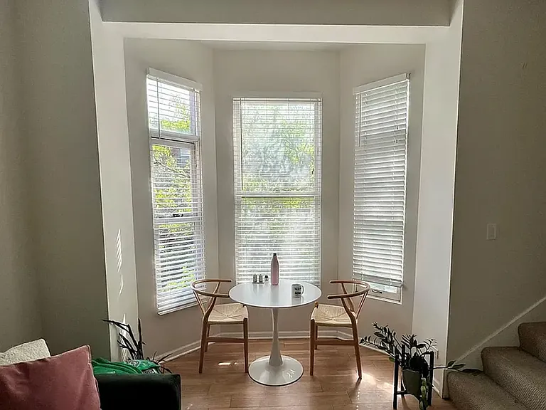 935 W Armitage Ave #3B — Photo 2
