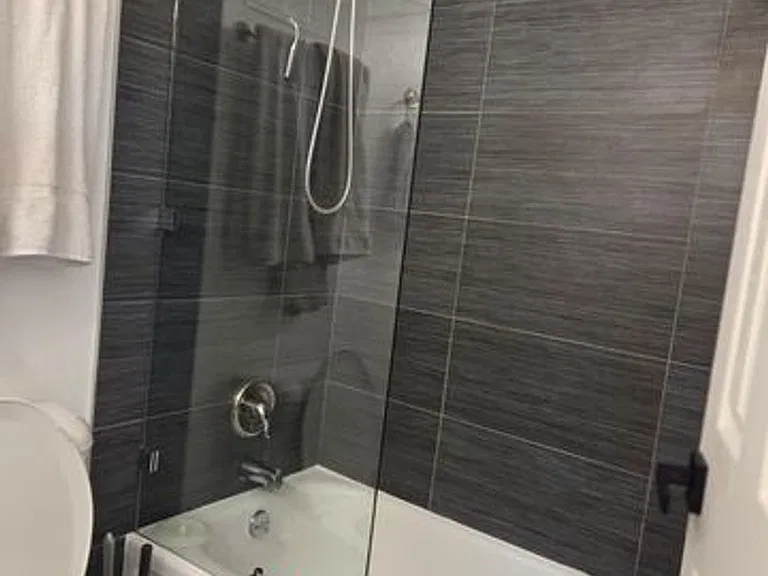 810 Sandtree Dr — Photo 25
