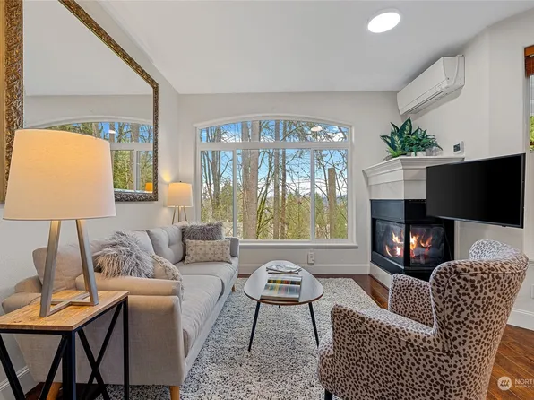 5000 NW Village Park Drive #B214, Issaquah, WA 98027