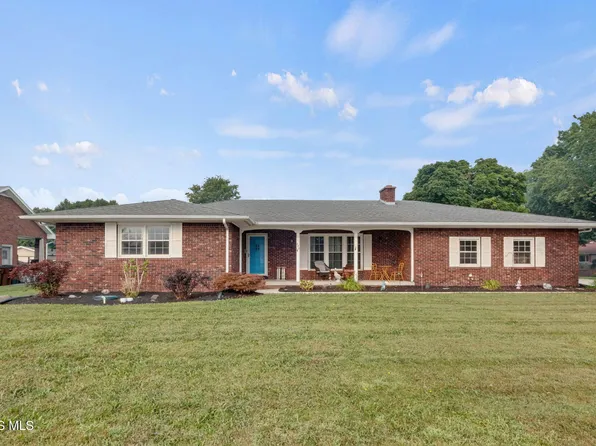 749 Riverside Dr, Woodville, OH 43469