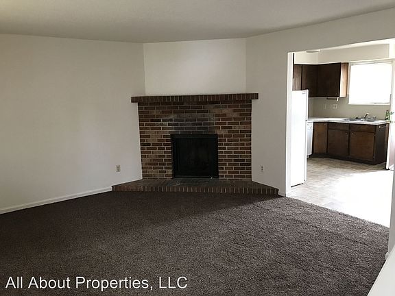 2nd image of 2512 49th Avenue Ct APT A