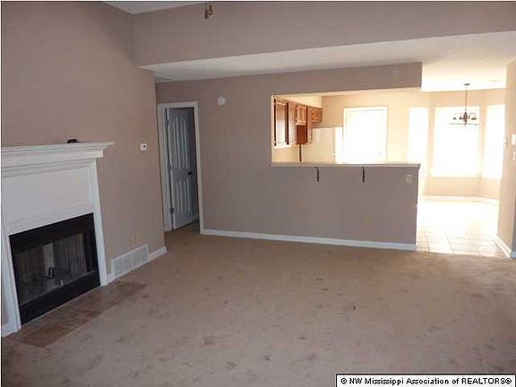 2nd image of 3339 Court Dr