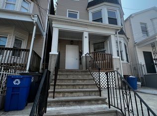 81 2nd St FLOOR 2, Newark, NJ 07107